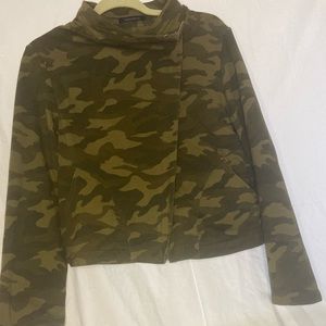 Army print blazer